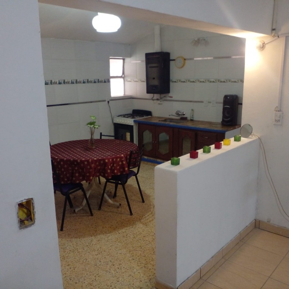 CASA EN VENTA BARRIO LIMACHE - 3 DORMITORIOS
