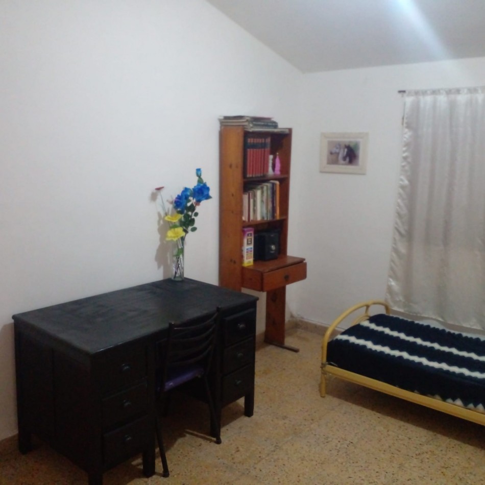 CASA EN VENTA BARRIO LIMACHE - 3 DORMITORIOS