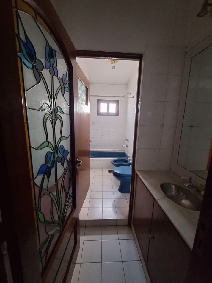 Casa en venta Av Belgrano 1400