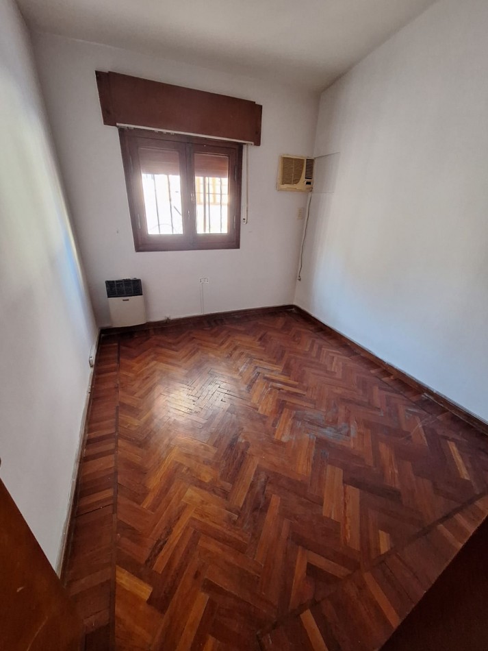 Casa en venta Av Belgrano 1400