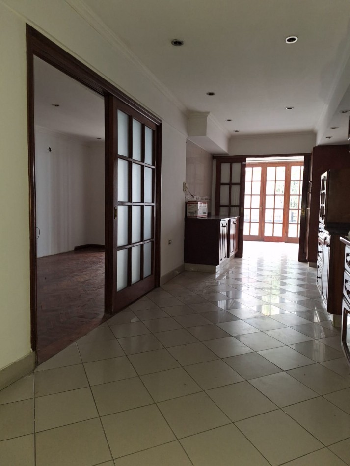 Casa en venta Av Belgrano 1400