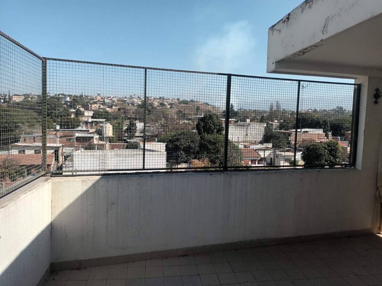DEPARTAMENTO 4 DORMITORIOS COMPLEJO COSMOPOL PEDERNERA