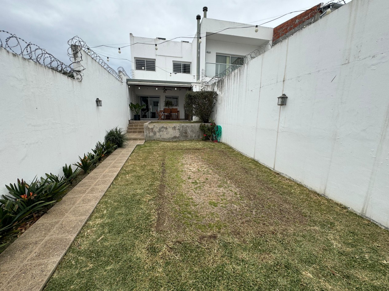 DUPLEX GRAND BOURG - 3 DORMITORIOS