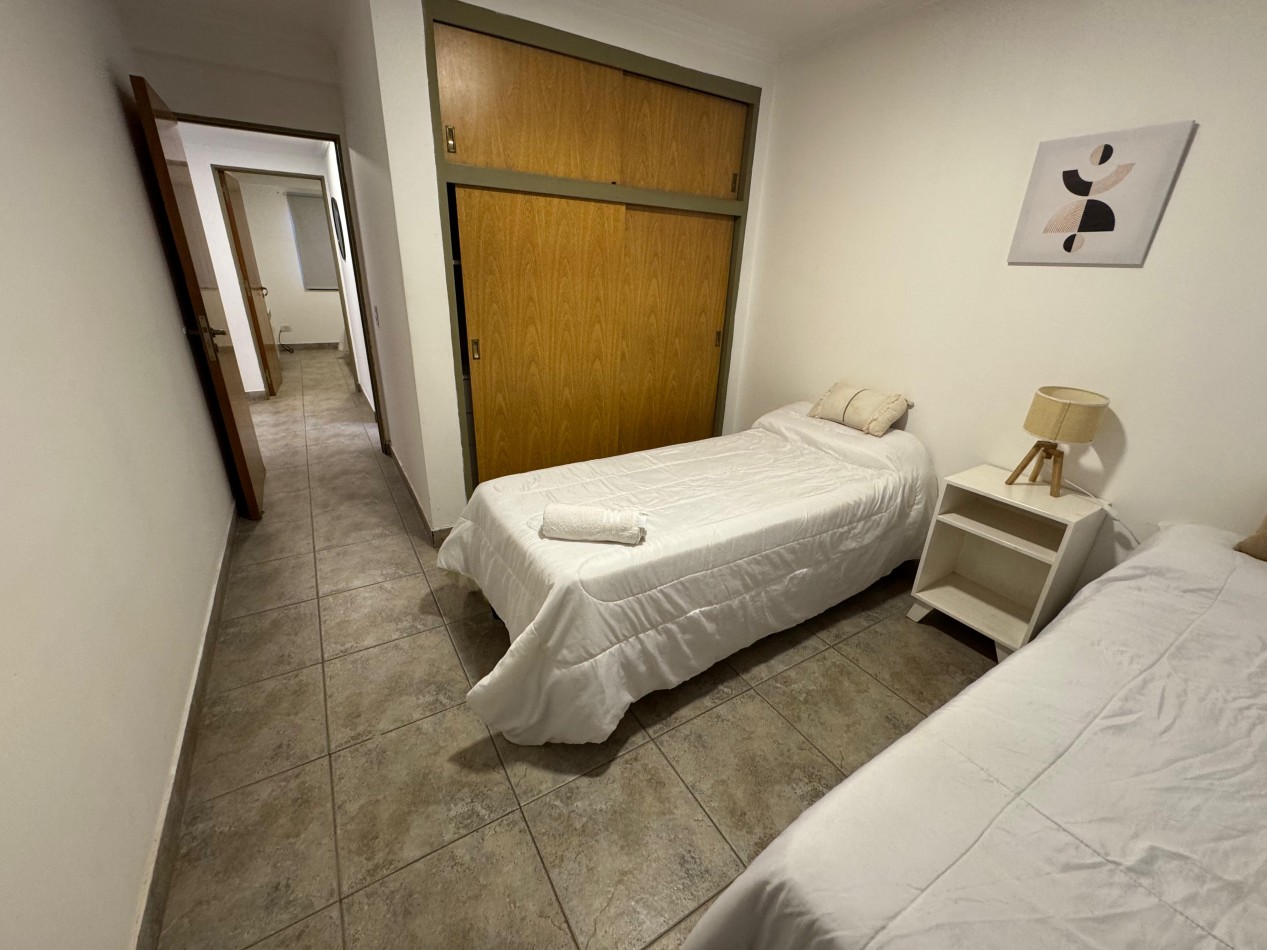 VENTA DEPARTAMENTO CASEROS AL 1700