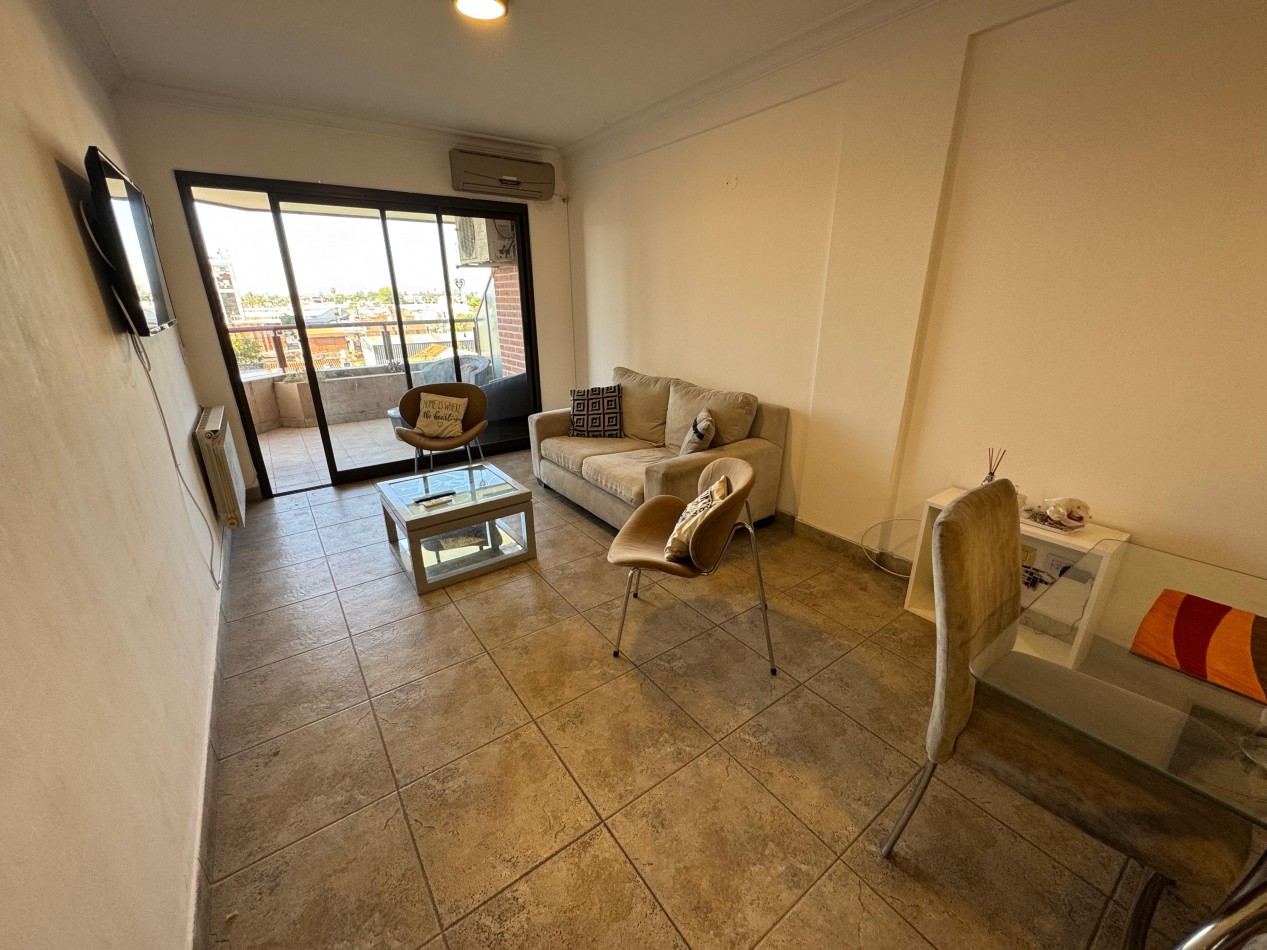 VENTA DEPARTAMENTO CASEROS AL 1700