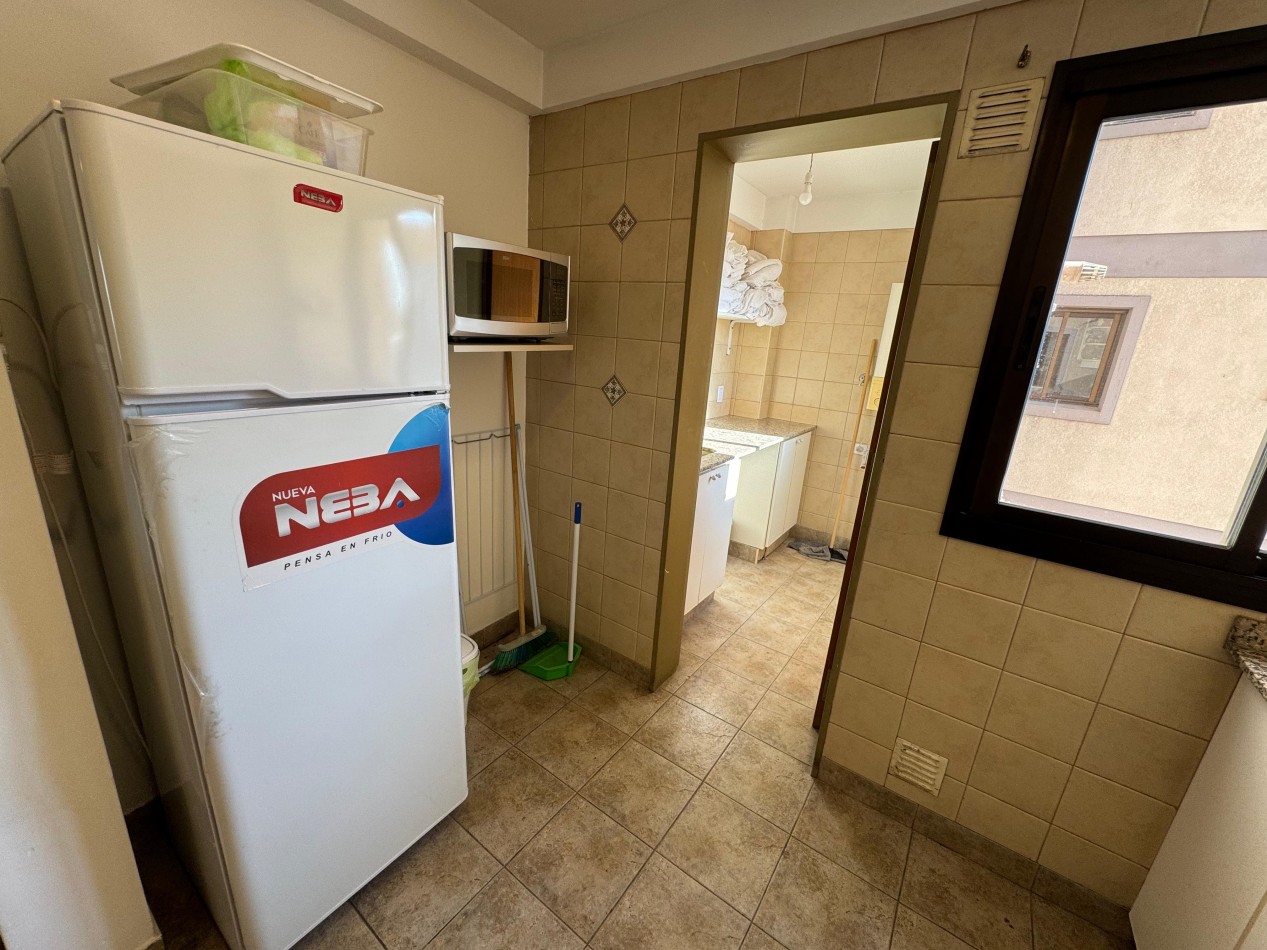 VENTA DEPARTAMENTO CASEROS AL 1700
