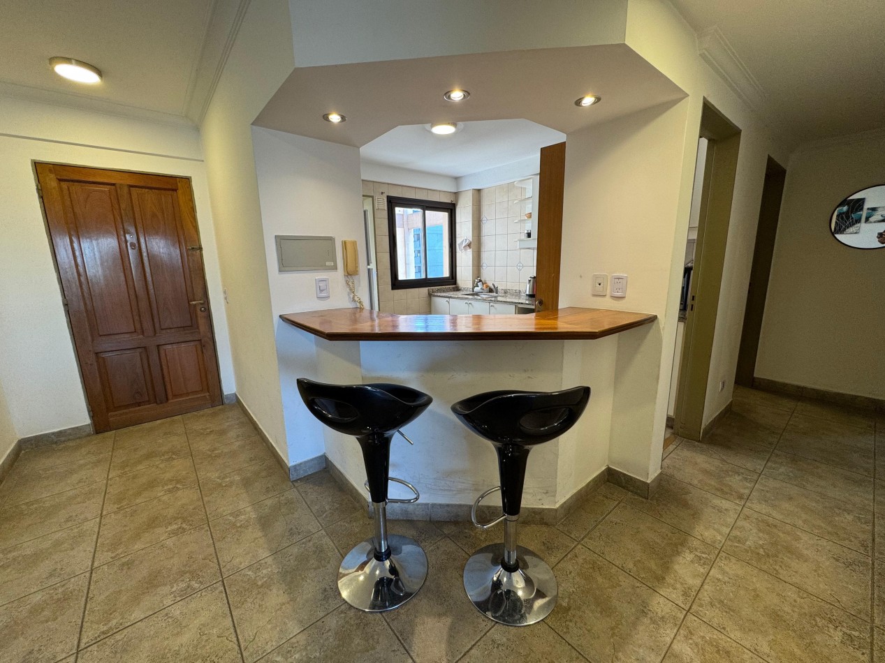 VENTA DEPARTAMENTO CASEROS AL 1700
