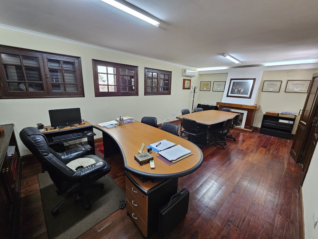 Alquier de oficinas calle Leguizamon al 300