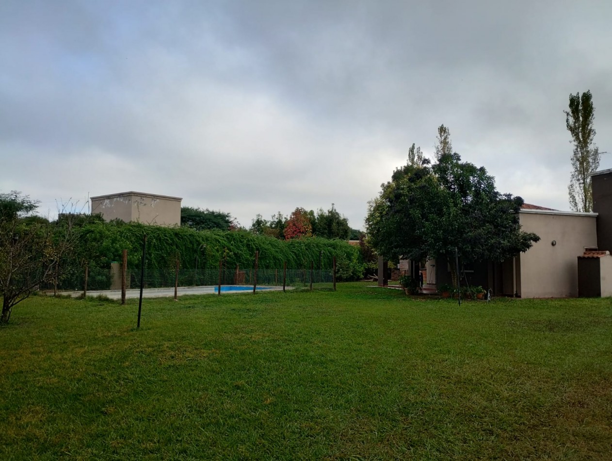VENTA CASA DE CAMPO - SANTA APOLONIA