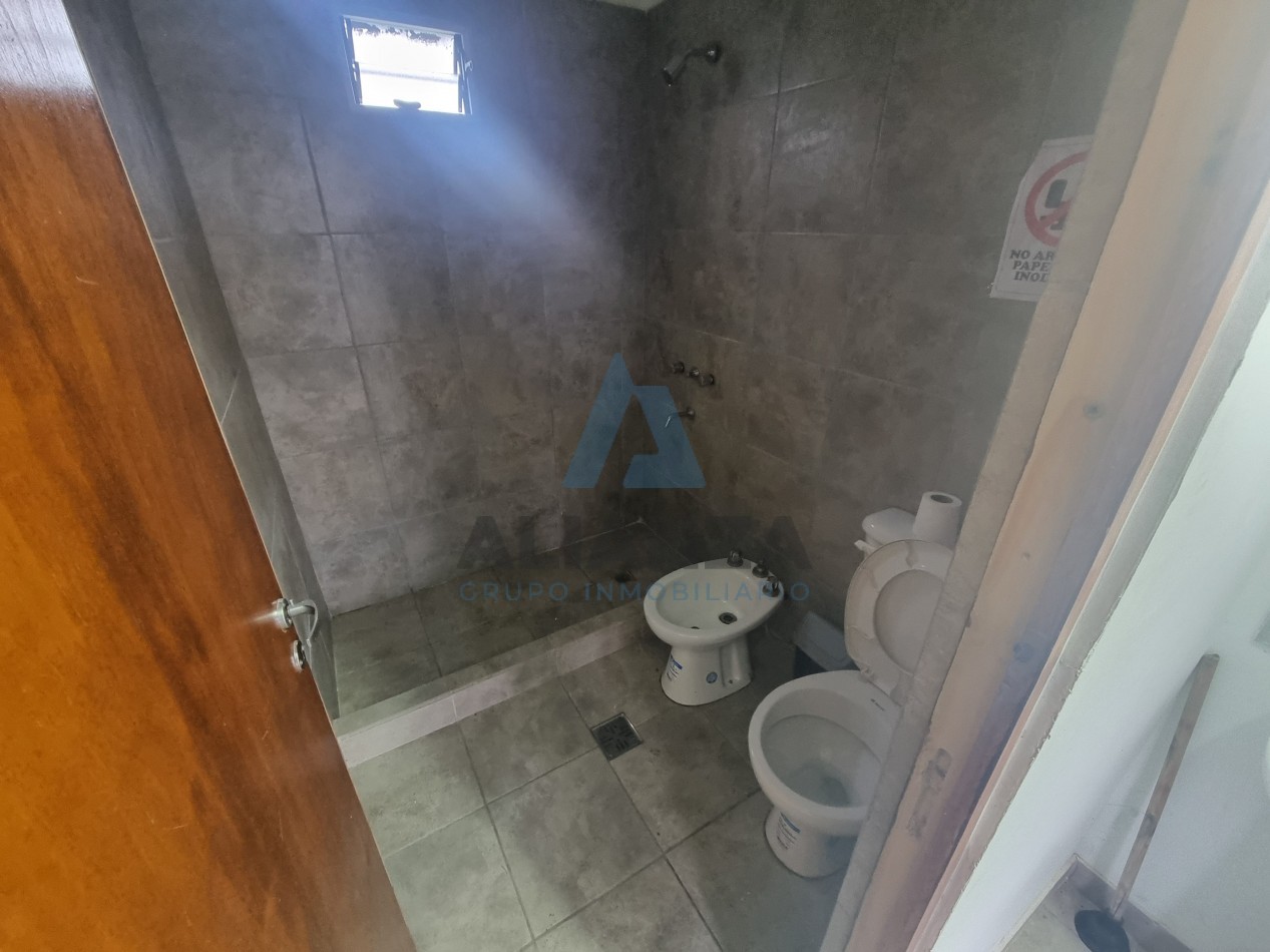 CASA EN VENTA A ESTRENAR DE DOS (2) DORMITORIOS EN BARRIO AMPLIACION EL MOLLAR 2, CON QUINCHO Y PILETA
