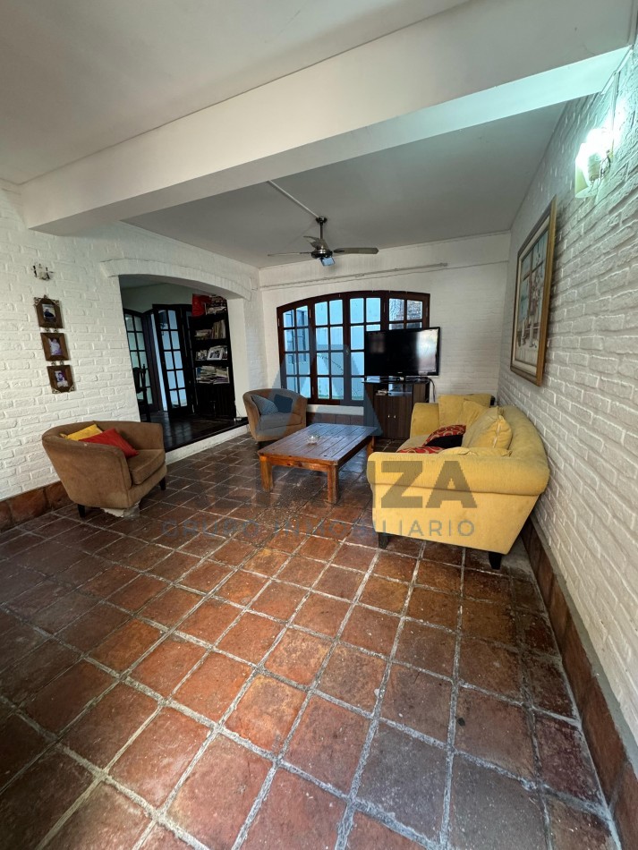 DUPLEX EN VENTA ZONA MONUMENTO