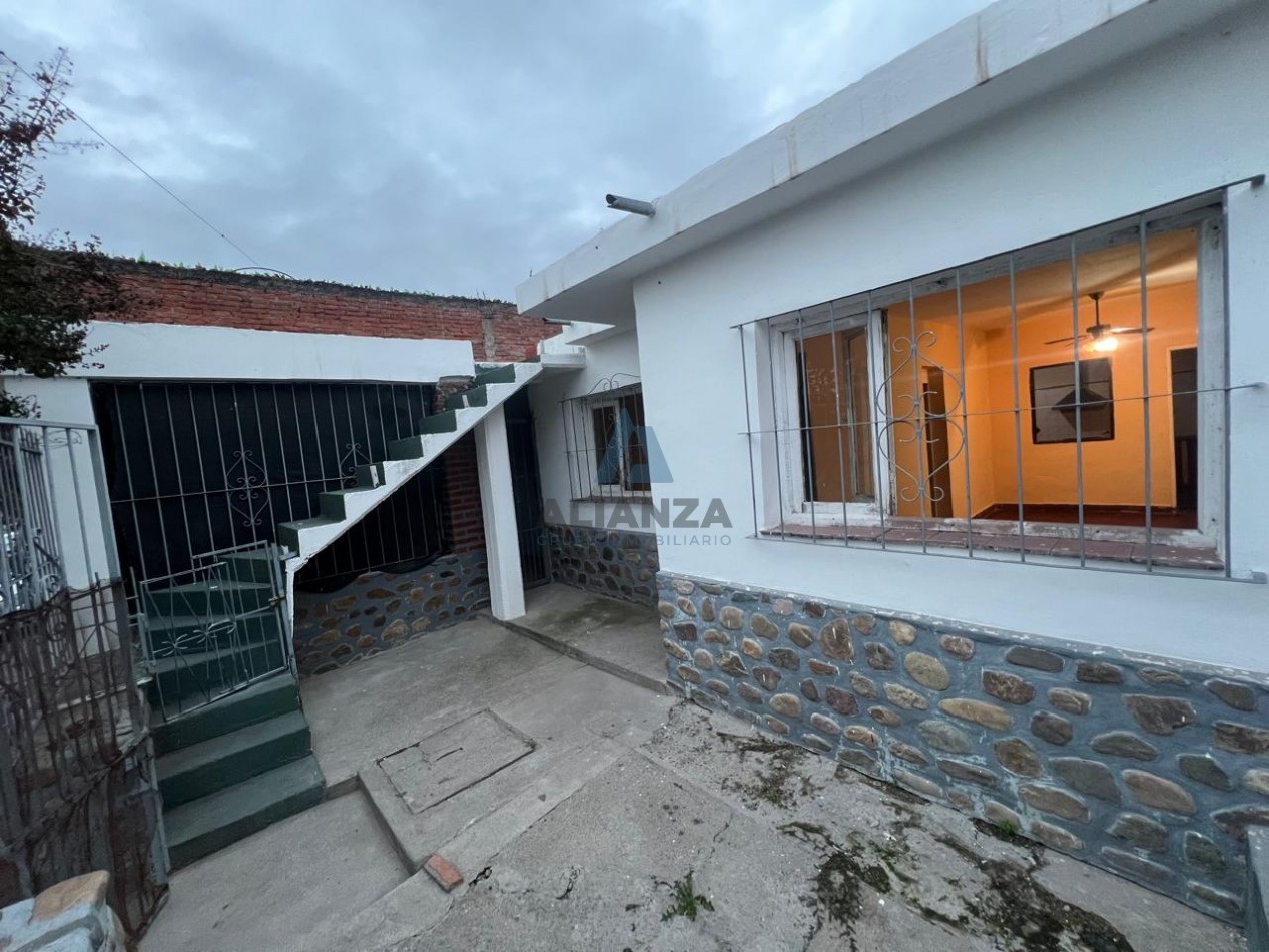 HERMOSA CASA BARRIO SAN JOSE