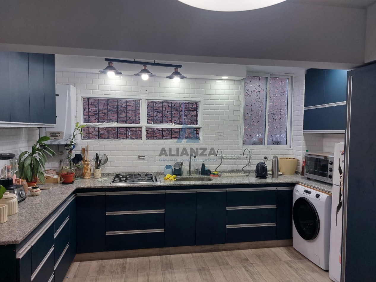 Duplex en venta de 2 dormitorios sobre Calle Alvarado