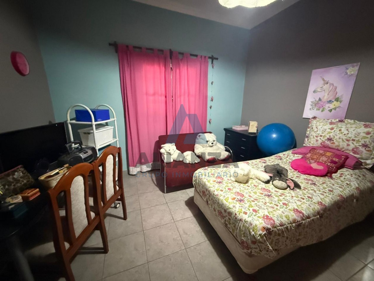 CASA EN VENTA MACROCENTRO