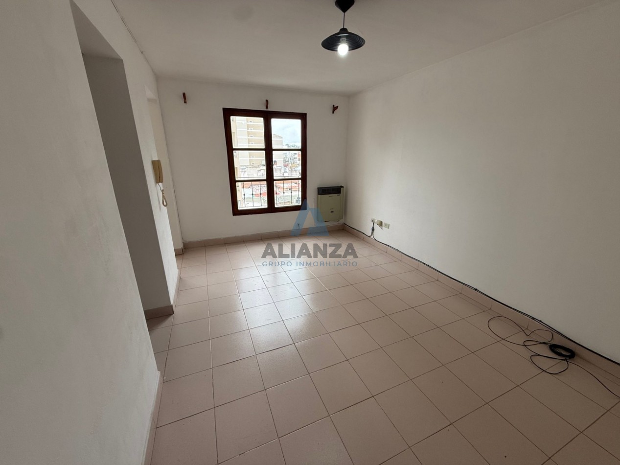 Departamento de 1 dormitorio Macrocentro en Alquiler