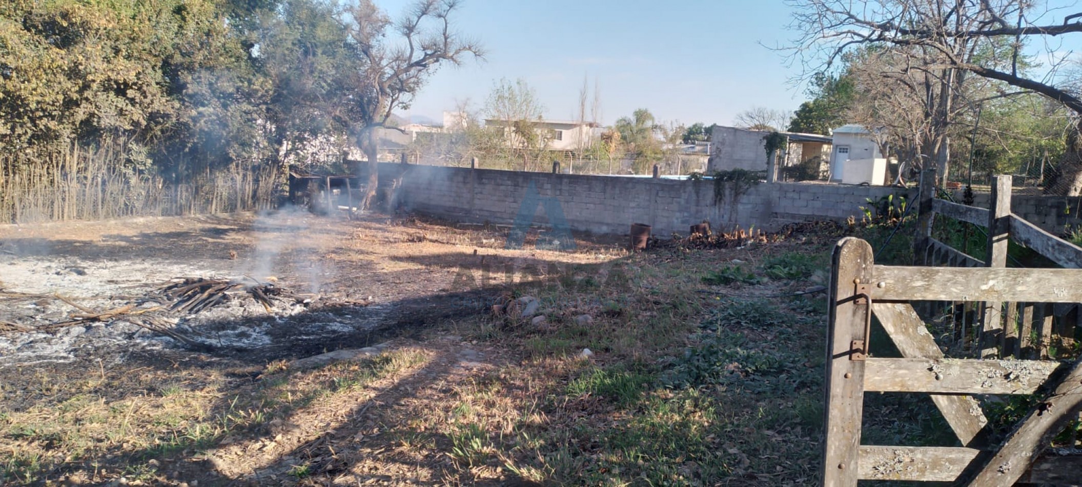 TERRENO VAQUEROS