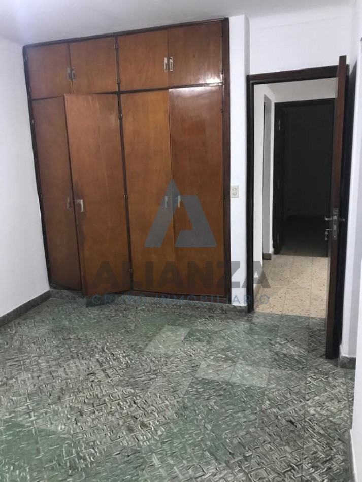 Vendo Casa Macrocentro