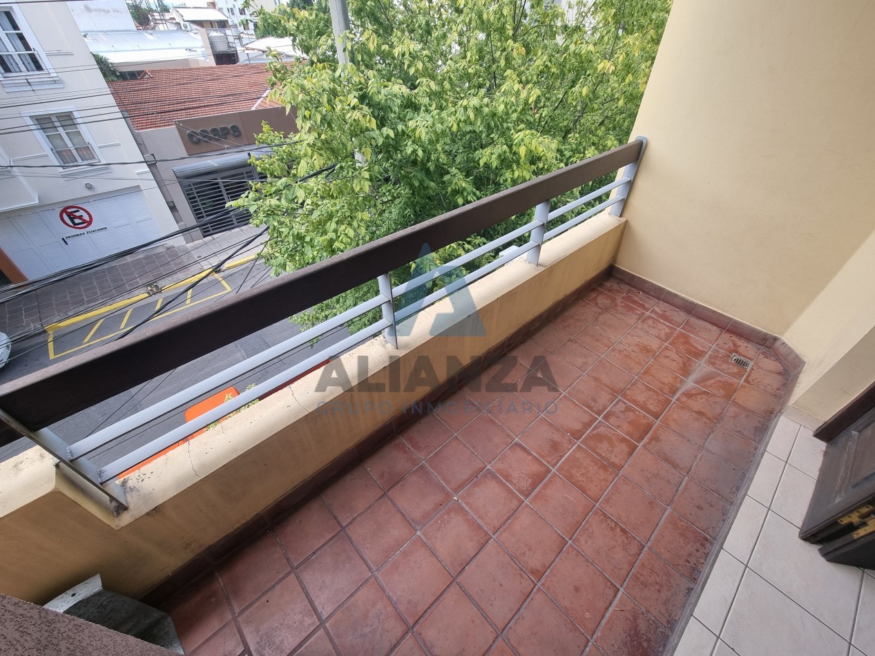DEPARTAMENTO EN VENTA EN CALLE SANTIAGO DEL ESTERO AL 1300