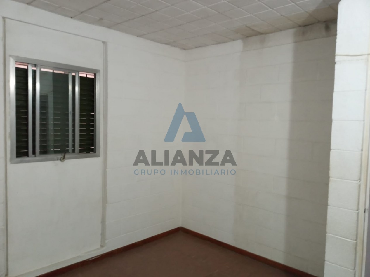 CASA EN VENTA BARRIO EL TRIBUNO - 4 DORMITORIOS