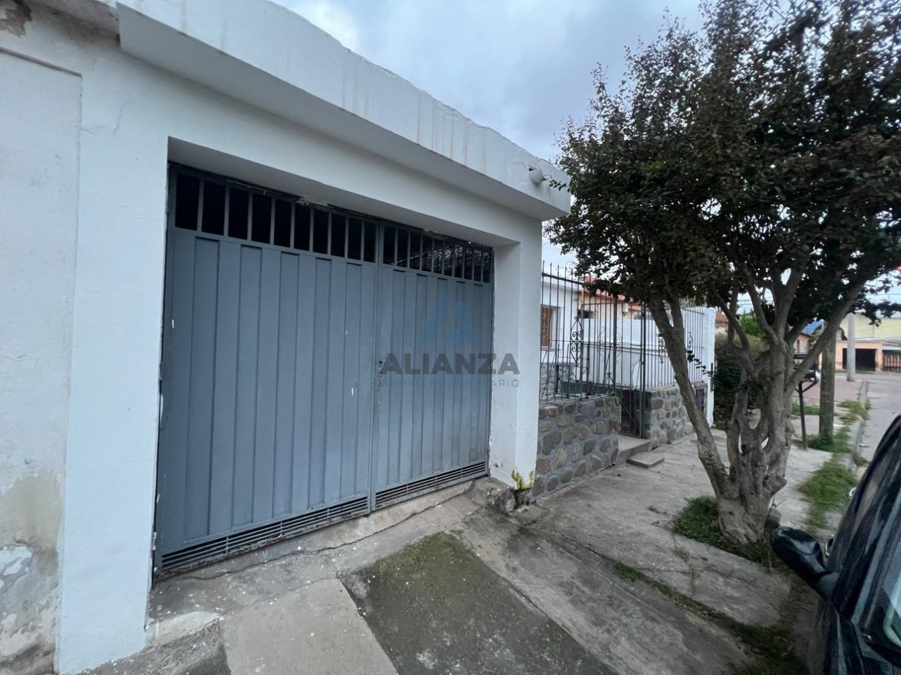 HERMOSA CASA BARRIO SAN JOSE
