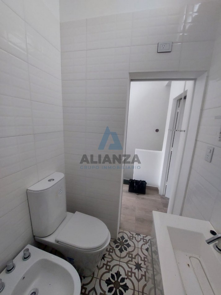 Duplex en venta de 2 dormitorios sobre Calle Alvarado