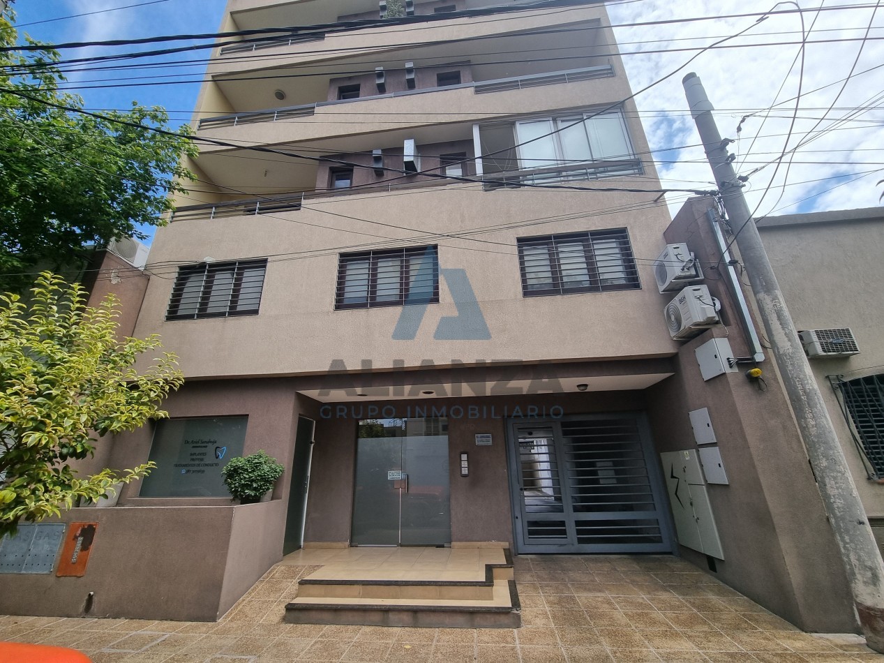 DEPARTAMENTO EN VENTA EN CALLE SANTIAGO DEL ESTERO AL 1300