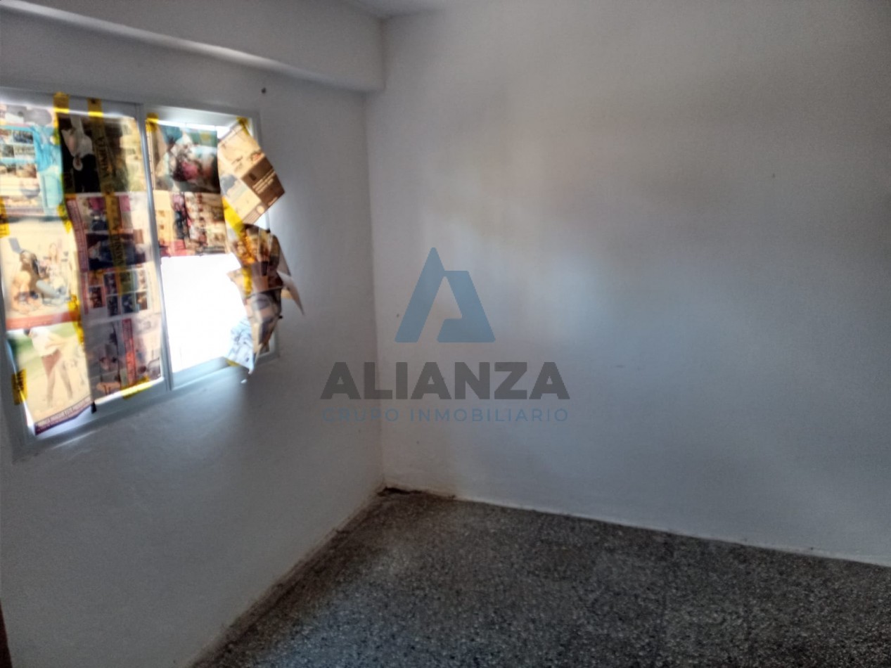 CASA EN VENTA BARRIO EL TRIBUNO - 4 DORMITORIOS
