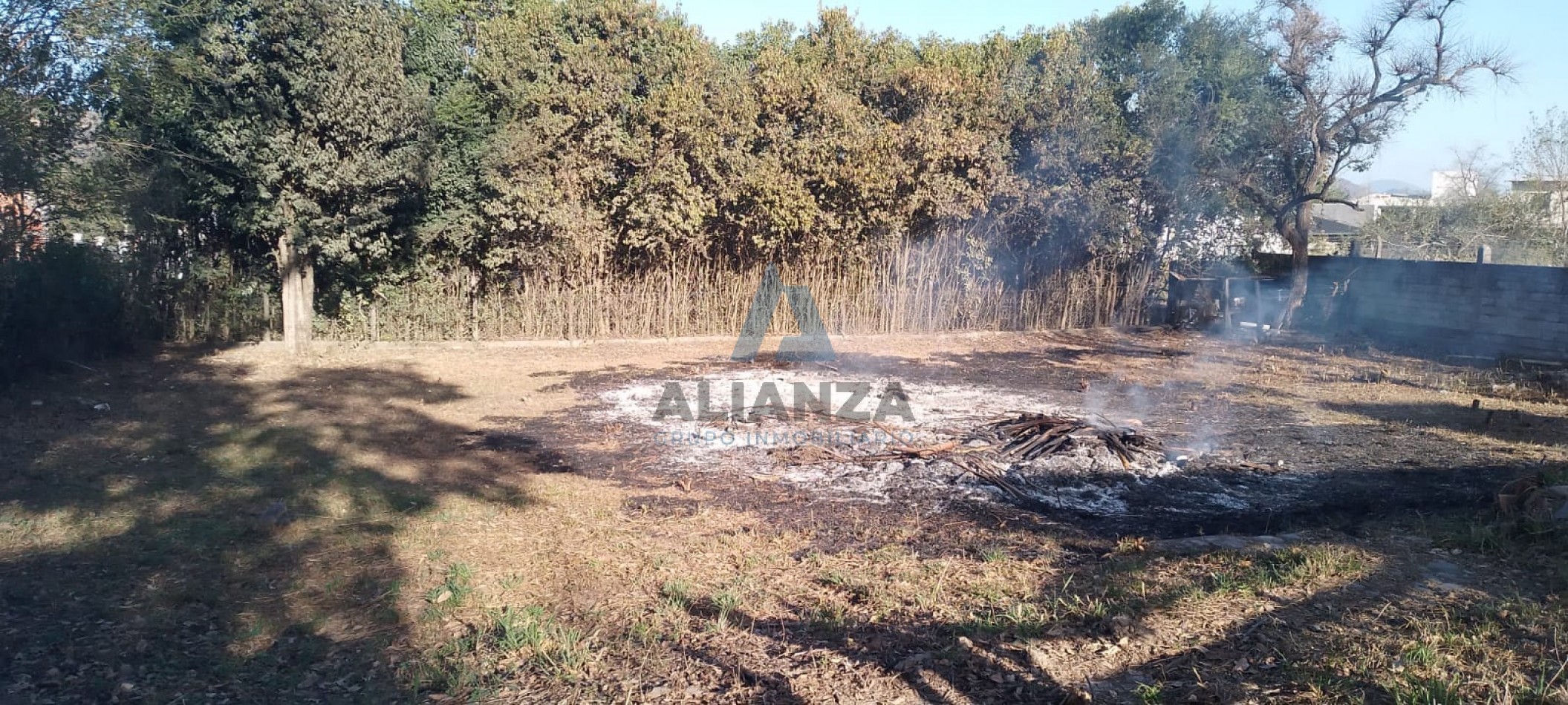 TERRENO VAQUEROS