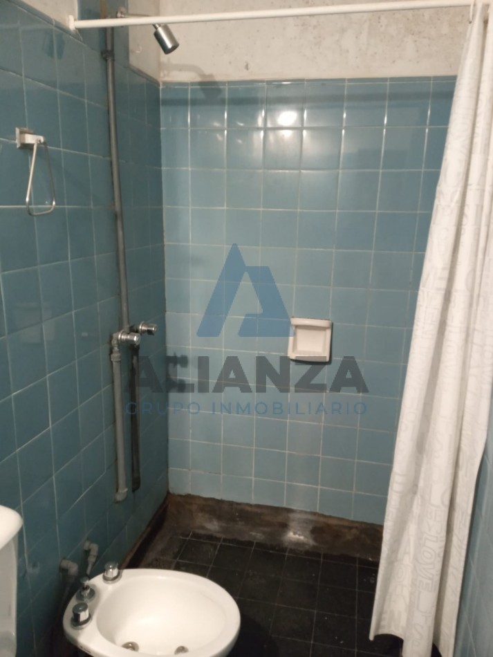 CASA EN VENTA BARRIO EL TRIBUNO - 4 DORMITORIOS