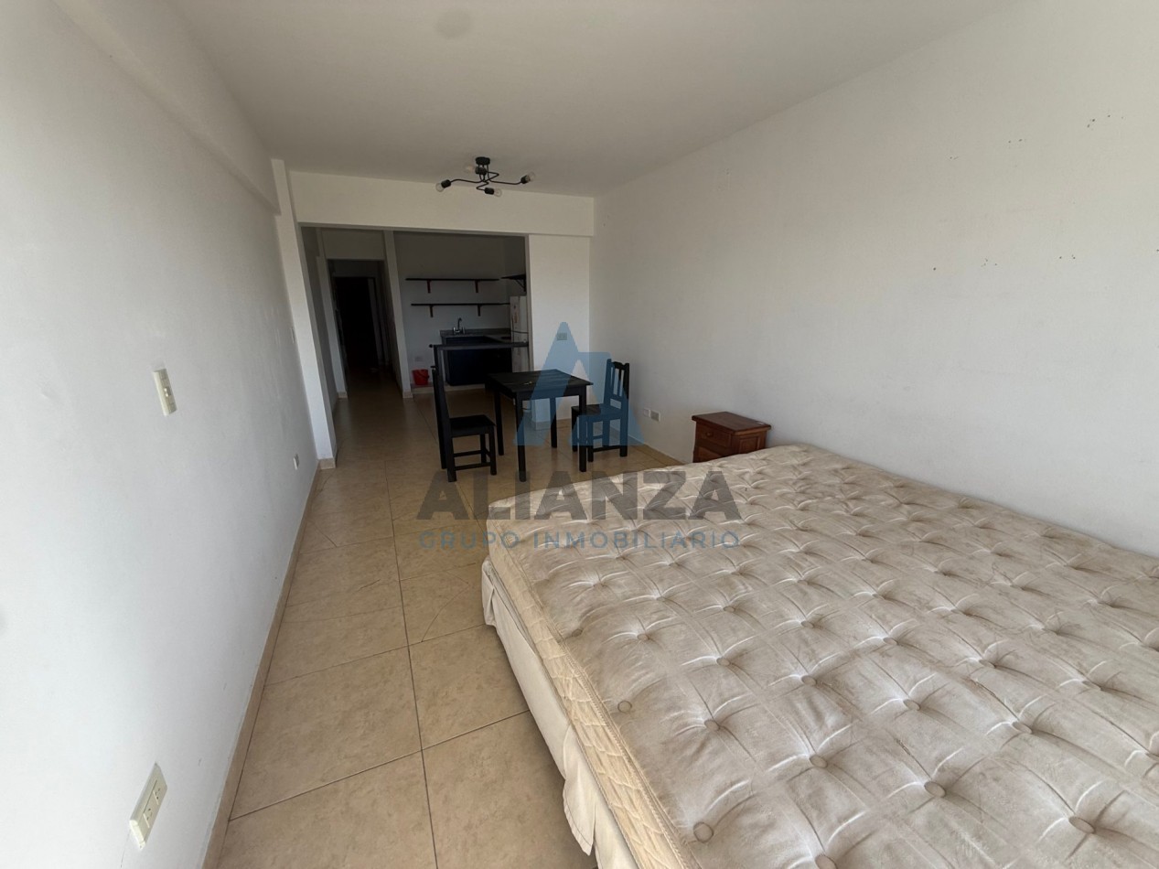 Monoambiente en Alquiler con cochera Macrocentro