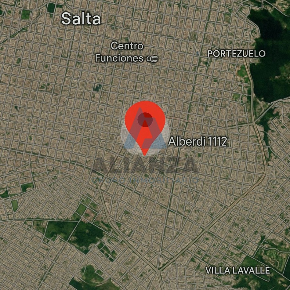 CASA CON TERRENO EN MACROCENTRO