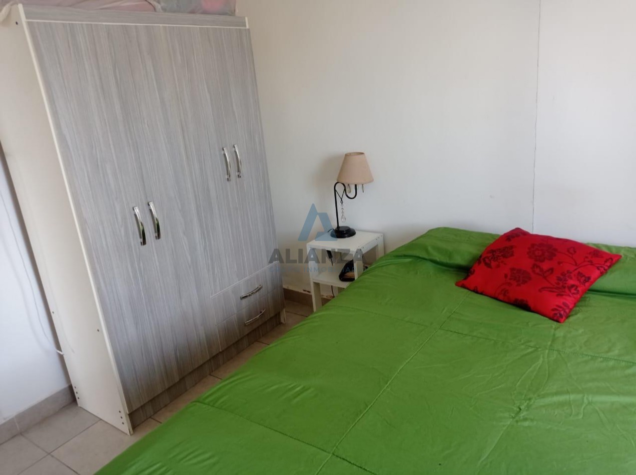 Hermosa casa en venta en B. Las huellas