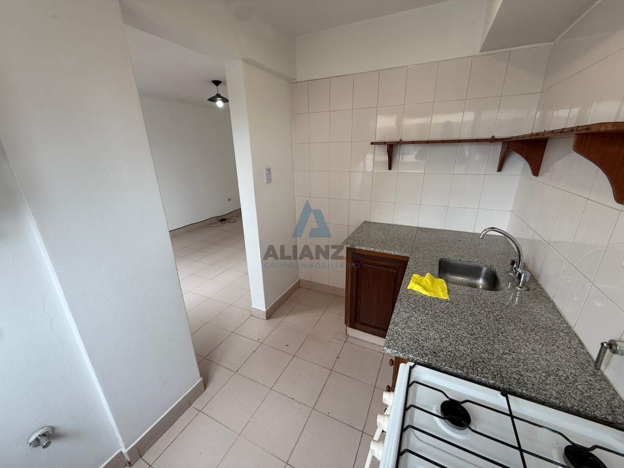 Departamento de 1 dormitorio Macrocentro en Alquiler