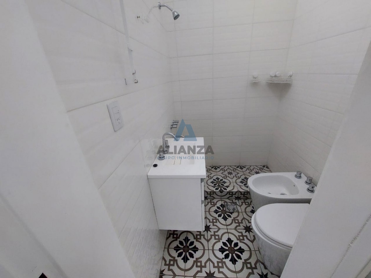 Duplex en venta de 2 dormitorios sobre Calle Alvarado