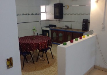 CASA EN VENTA BARRIO LIMACHE - 3 DORMITORIOS