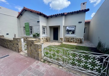 CASA VENTA ZONA PLAZA ALVARADO - 2 DORMITORIOS Y 2 BAÑOS