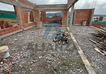 VENDO CASA EN CONSTRUCCION LUCINDA NORTE 