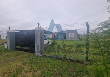 CASA EN VENTA A ESTRENAR DE DOS (2) DORMITORIOS EN BARRIO AMPLIACION EL MOLLAR 2, CON QUINCHO Y PILETA